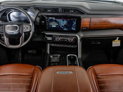 Used 2024 GMC Sierra 2500 Denali Ultimate w/ Max Trailering Package AWD/4WD image 13