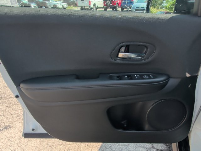 Used 2021 Honda HR-V Sport image 29