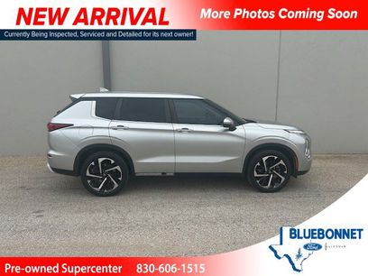 Used 2023 Mitsubishi Outlander SE
