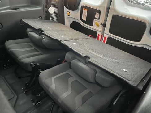 Used 2017 Ford Transit Connect XLT image 18
