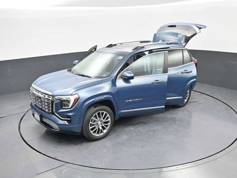 New 2026 GMC Terrain Denali AWD/4WD image 41