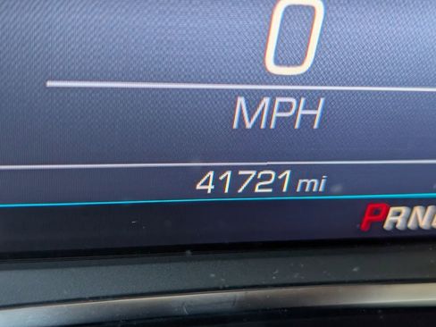 Used 2023 Chevrolet Equinox LT image 31