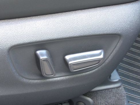 Used 2026 Toyota Sienna XSE AWD/4WD image 22