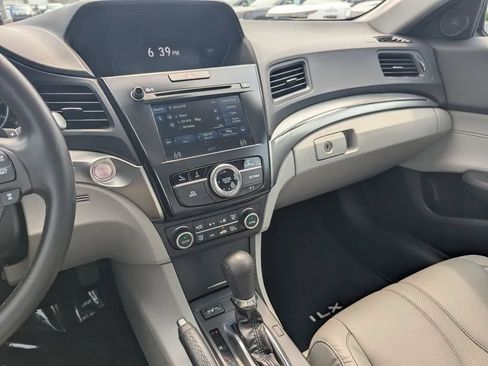 Used 2020 Acura ILX FWD image 24