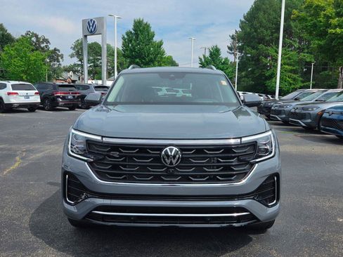 Used 2025 Volkswagen Atlas SEL Premium R-Line AWD/4WD image 9