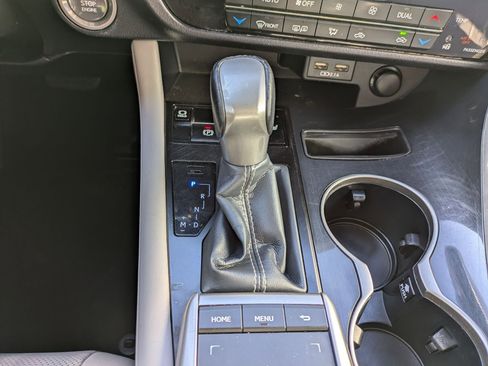 Used 2022 Lexus RX 350 AWD w/ 3500 lbs Tow Prep Package image 27