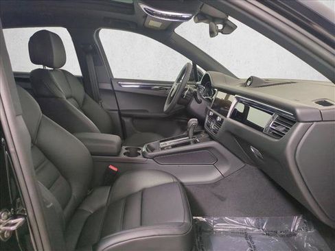 New 2026 Porsche Macan S image 26