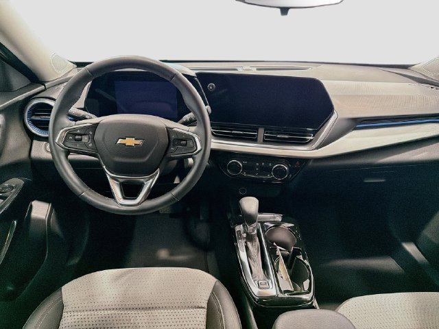 Certified 2024 Chevrolet Trax LT w/ Driver Confidence Package FWD image 20
