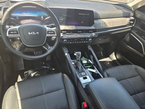 Used 2024 Kia Telluride SX FWD image 11