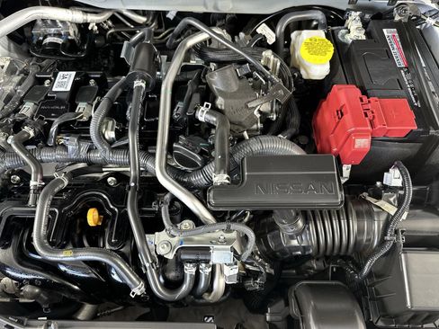 Certified 2025 Nissan Sentra SV FWD image 27