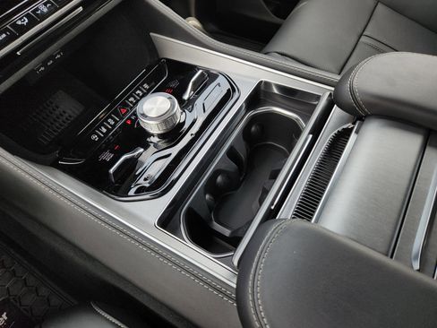 New 2026 Jeep Grand Wagoneer 4WD image 16
