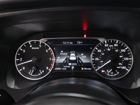 Used 2024 Nissan Rogue S FWD image 14