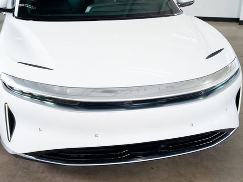 Used 2024 Lucid Air Pure RWD image 5