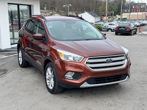 Used 2018 Ford Escape SE AWD/4WD image 8