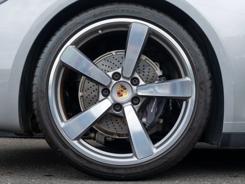 Certified 2023 Porsche 911 Carrera RWD image 14