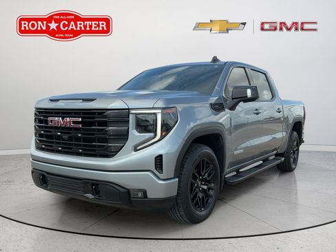 Used 2023 GMC Sierra 1500 Elevation w/ Elevation Premium Package RWD image 3