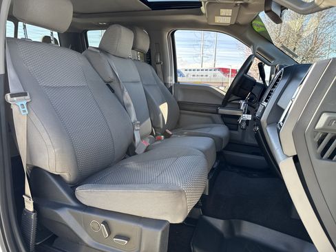 Used 2017 Ford F150 XLT w/ Equipment Group 302A Luxury image 19