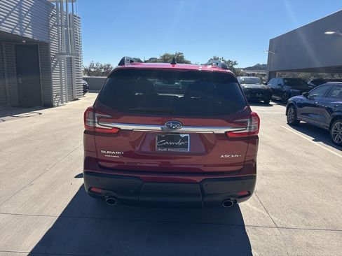 Used 2025 Subaru Ascent Premium image 7