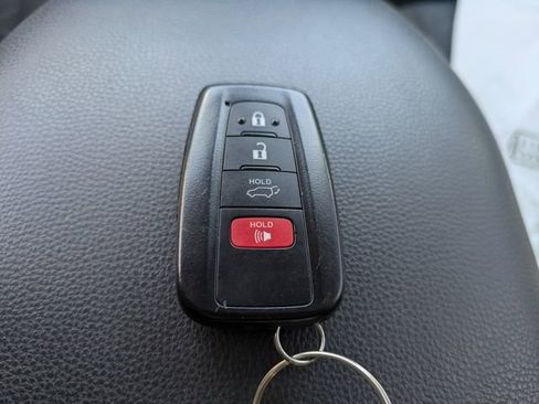 Used 2023 Toyota RAV4 XLE w/ Convenience Package image 30