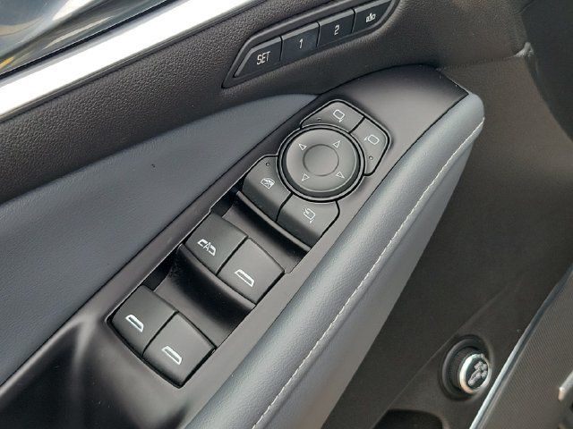 Used 2018 Buick Enclave Premium FWD image 9
