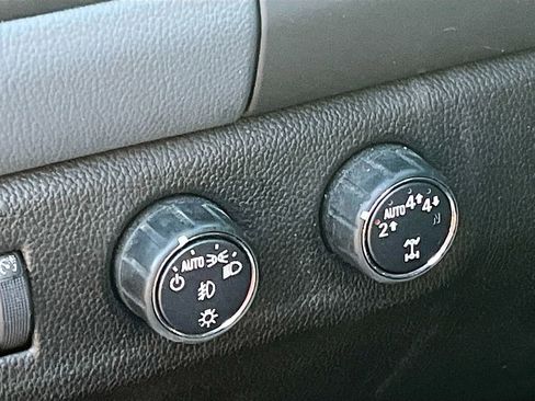 Used 2022 Chevrolet Colorado Z71 image 8