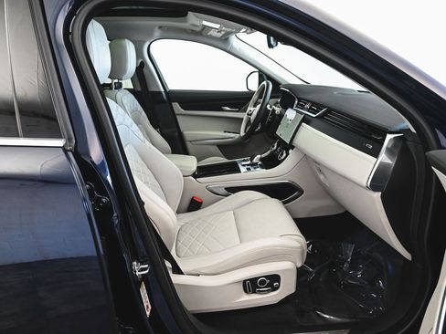 Used 2022 Jaguar F-PACE S image 34