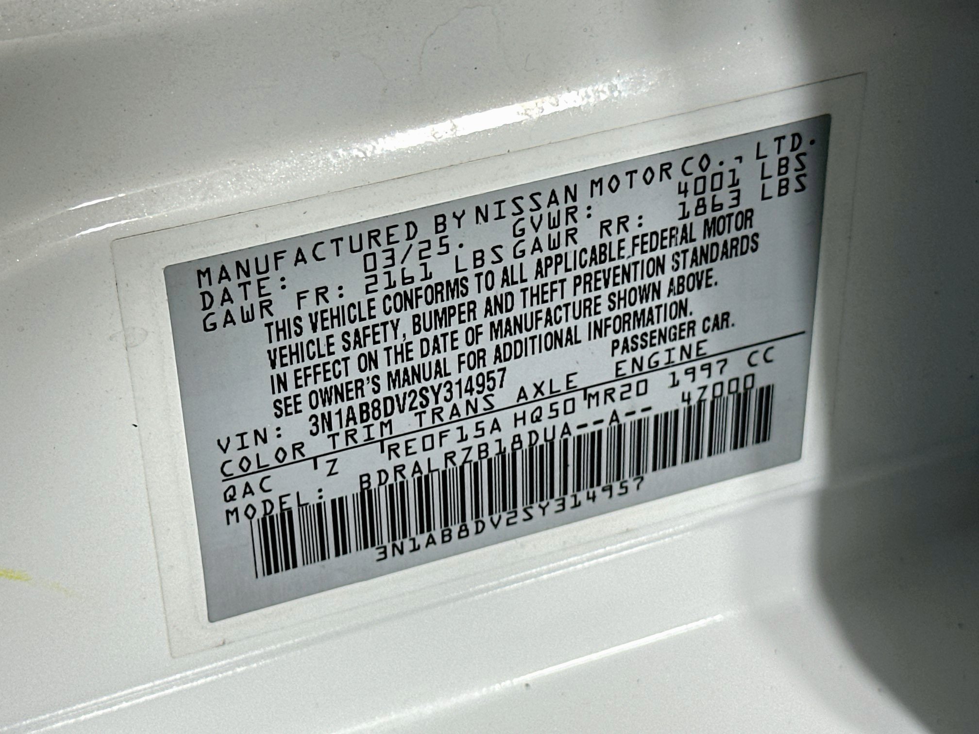Used 2025 Nissan Sentra SR FWD image 12
