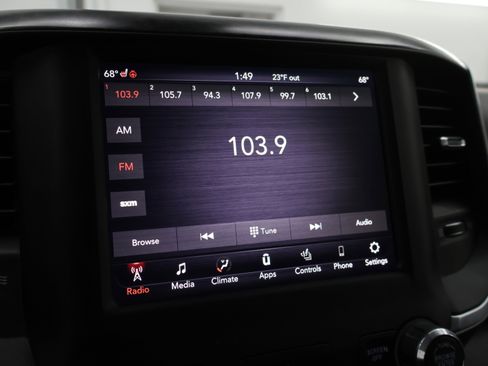 Used 2019 RAM 1500 Big Horn image 11