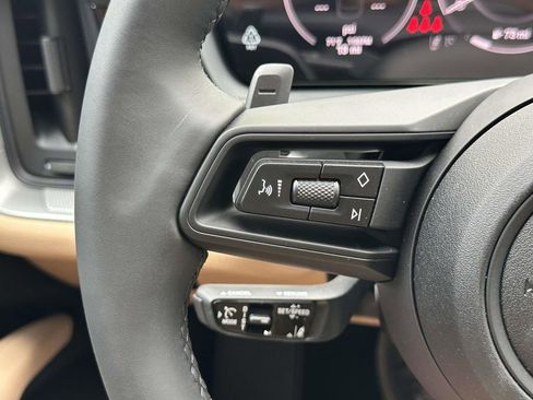 New 2026 Porsche Cayenne Coupe AWD/4WD image 22