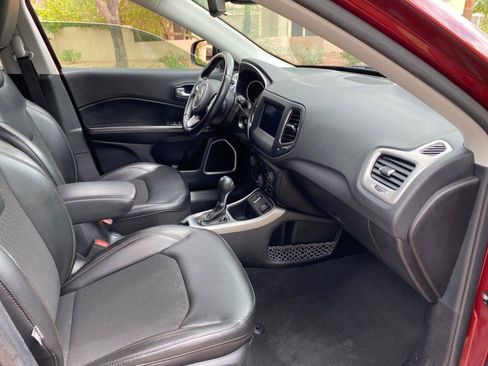 Used 2021 Jeep Compass Latitude FWD image 53