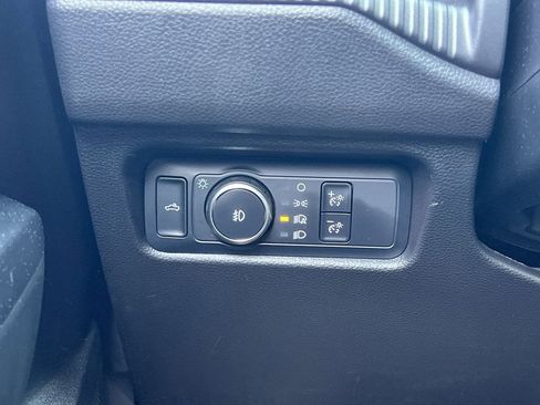 New 2025 Ford Ranger XLT w/ FX4 Off-Road Package image 12