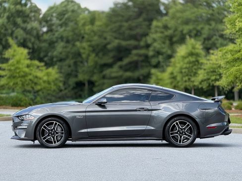Used 2019 Ford Mustang GT w/ Equipment Group 301A RWD image 9