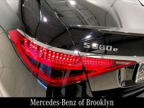 Certified 2024 Mercedes-Benz S 580e 4MATIC Sedan image 30