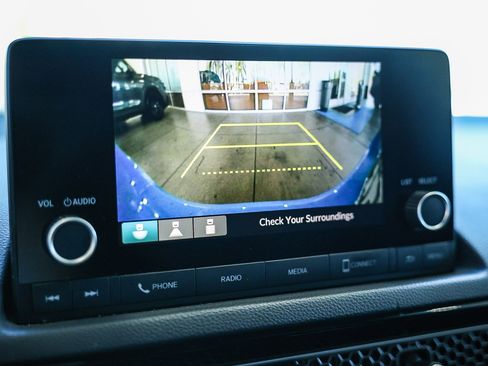 Used 2024 Honda Civic Sport image 6