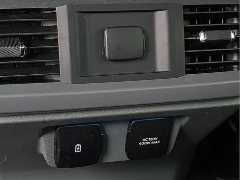 Used 2024 Ford F150 XLT w/ Equipment Group 302A MID AWD/4WD image 17
