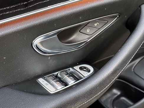 Certified 2018 Mercedes-Benz E 300 image 17
