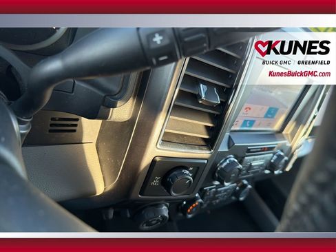 Used 2018 Ford F150 XLT w/ Equipment Group 302A Luxury image 29