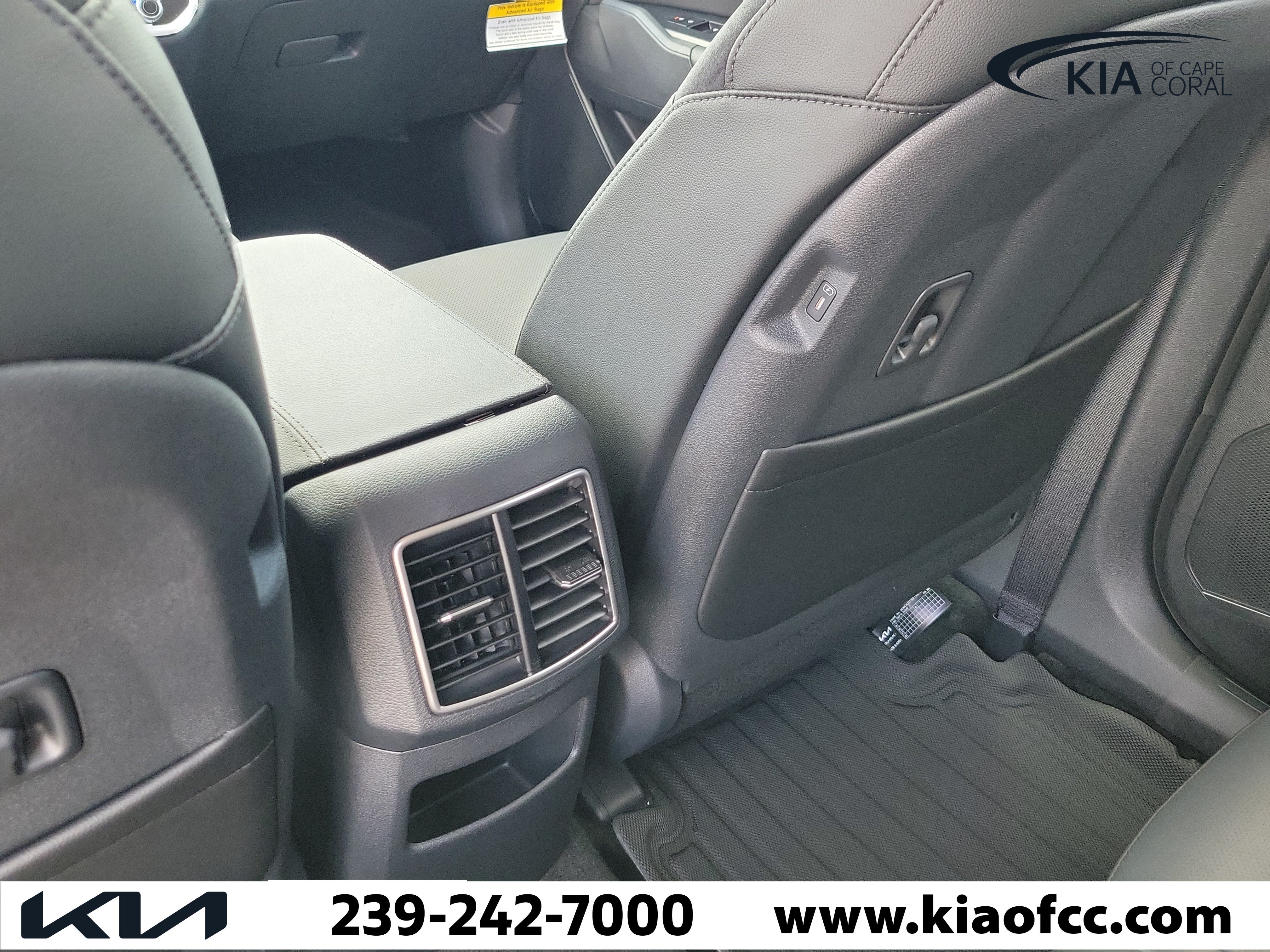 New 2027 Kia Sportage SX FWD image 13