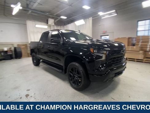 Certified 2025 Chevrolet Silverado 1500 LT Trail Boss w/ Dark Appearance Package AWD/4WD image 3