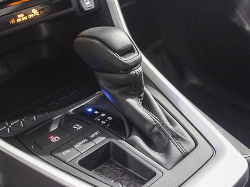 New 2025 Toyota RAV4 XLE image 19