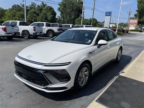 New 2025 Hyundai Sonata SE image 4