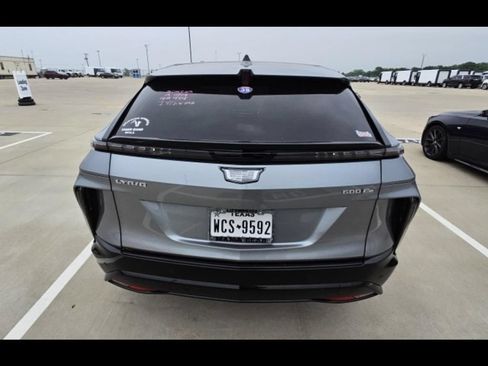 Used 2025 Cadillac Lyriq Sport w/ LPO, Floor Liner Package AWD/4WD image 8