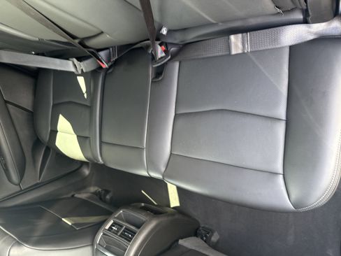 Used 2024 Cadillac XT5 Premium Luxury image 36