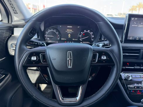 Used 2022 Lincoln Corsair FWD w/ Equipment Group 101A image 9
