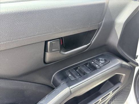 Certified 2026 Toyota Tacoma SR5 AWD/4WD image 12