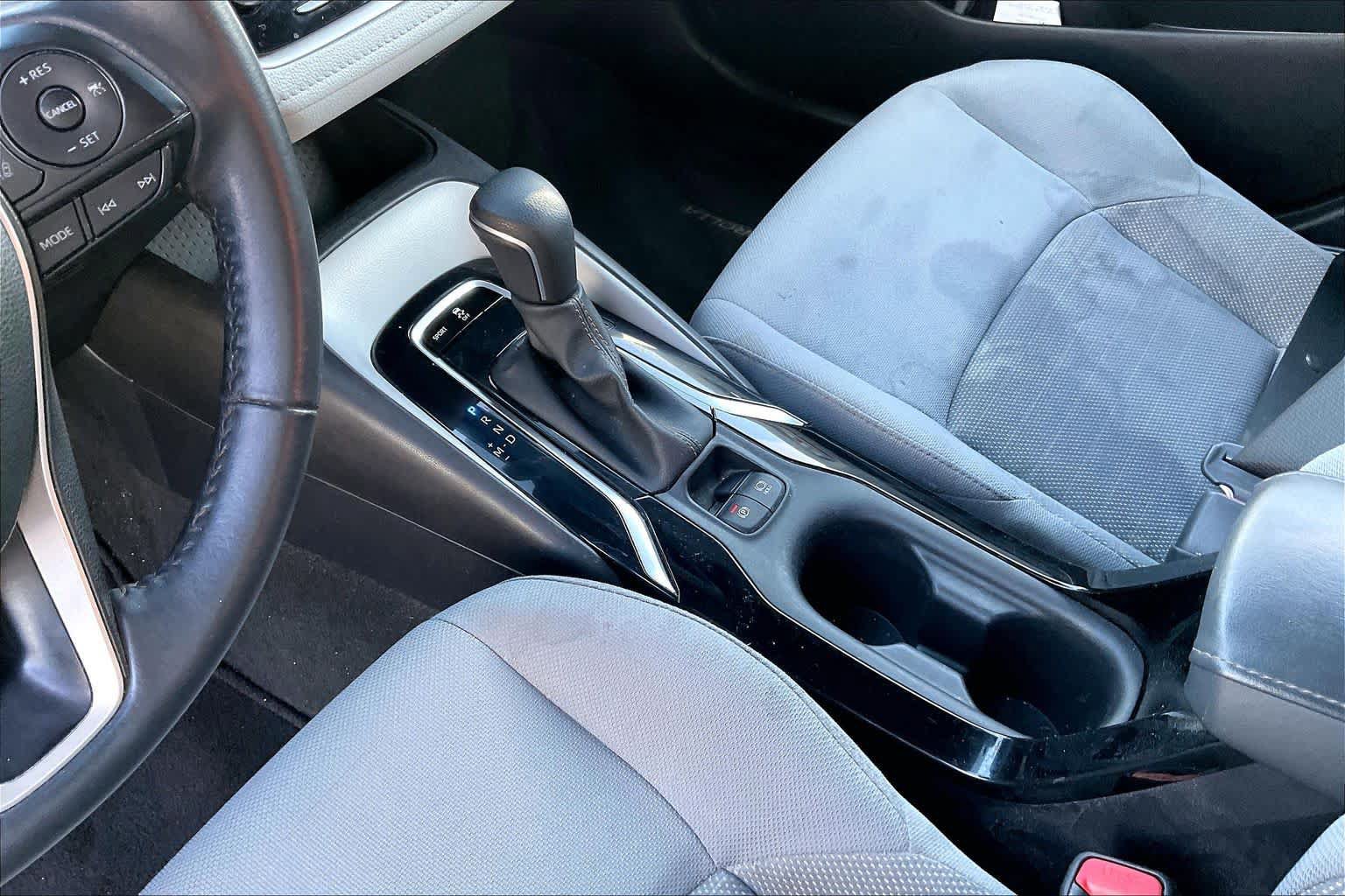 Used 2022 Toyota Corolla SE w/ Carpet Mat Package (TMS) FWD image 16