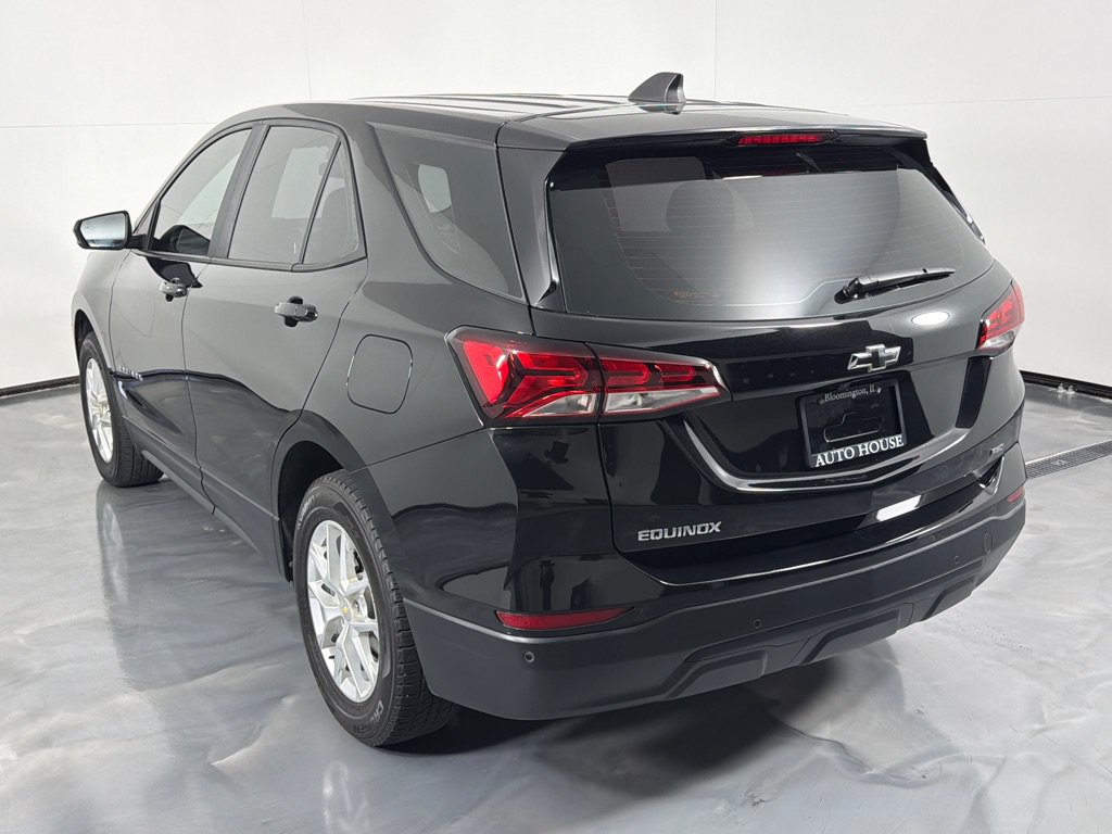 Used 2022 Chevrolet Equinox LS AWD/4WD image 7