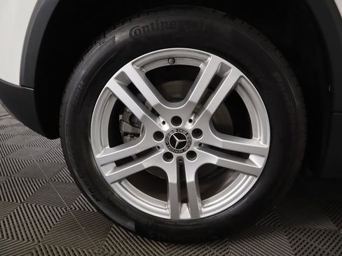 Certified 2022 Mercedes-Benz GLA 250 image 32