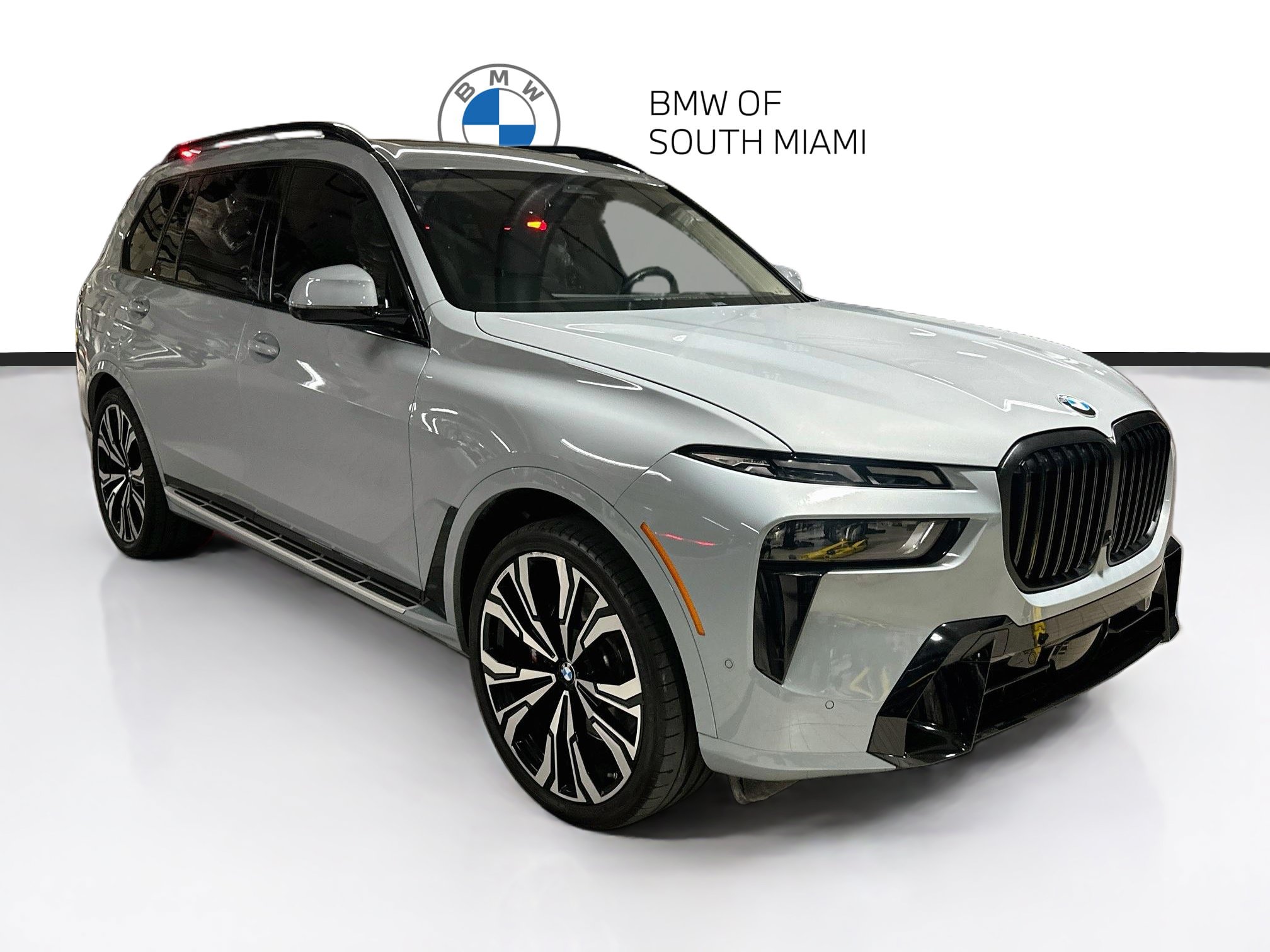 Certified 2024 BMW X7 xDrive40i w/ Executive Package AWD/4WD image 1