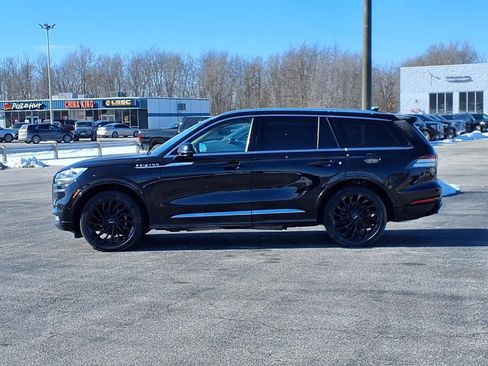 Used 2022 Lincoln Aviator Reserve w/ Equipment Group 201A image 2